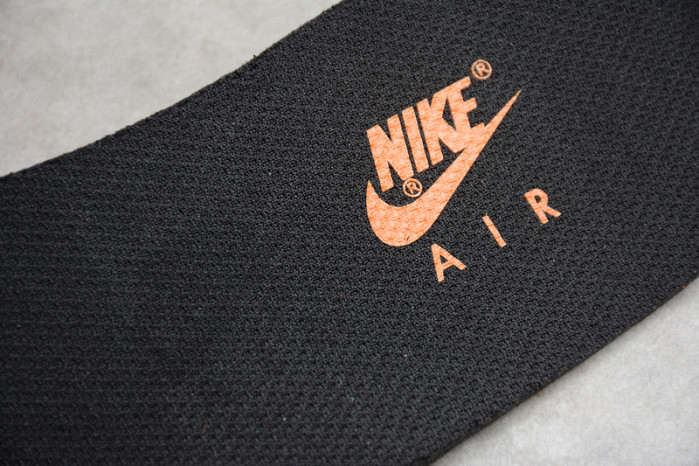 jordan 1 retro high shattered backboard 555088-0280