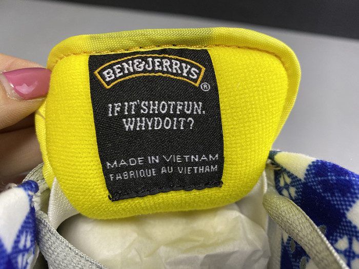 nike duck low pro white red yellow 318403-175