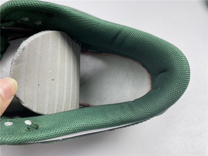 nike dunk low spartan green dd1391-101