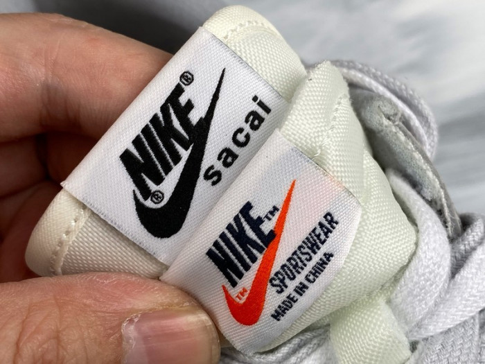 nike ld waffle sacai summit white bv0073-100