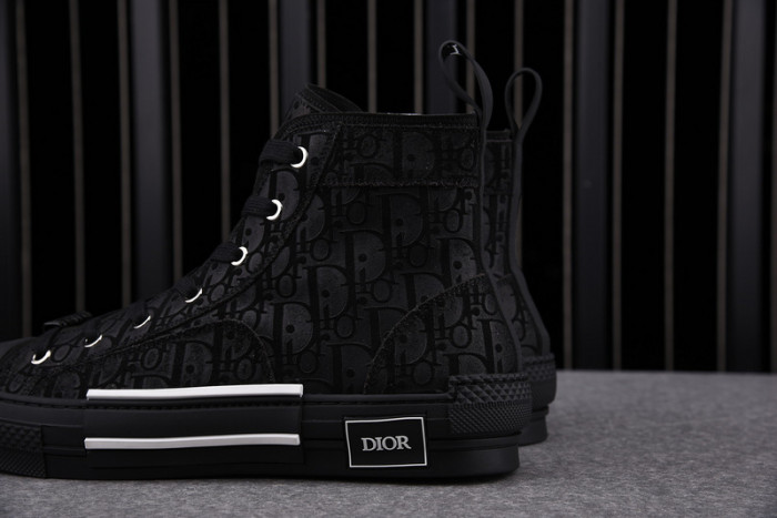 D*or b23 oblique high top sneaker