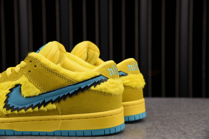 grateful dead x nike sb dunk low yellow bear cj5378-700