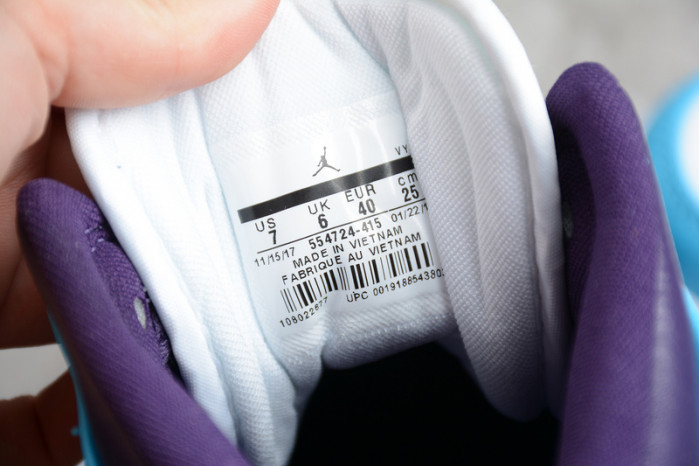 jordan 1 mid hornets 554724-415