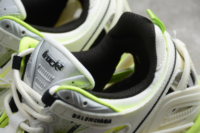 blcg track.2 beige luorescent yellow (w) 568615w2gn55819