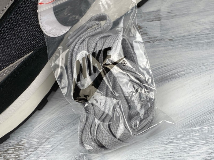 nike ld waffle sacai black anthracite white bv0073-001