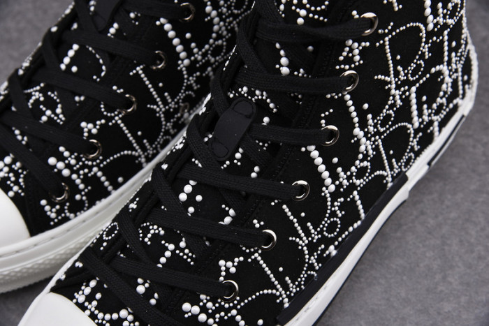 D*or b23 oblique high top sneaker