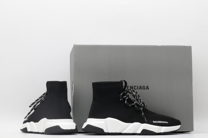 Ba*len*cia*ga speed sneaker