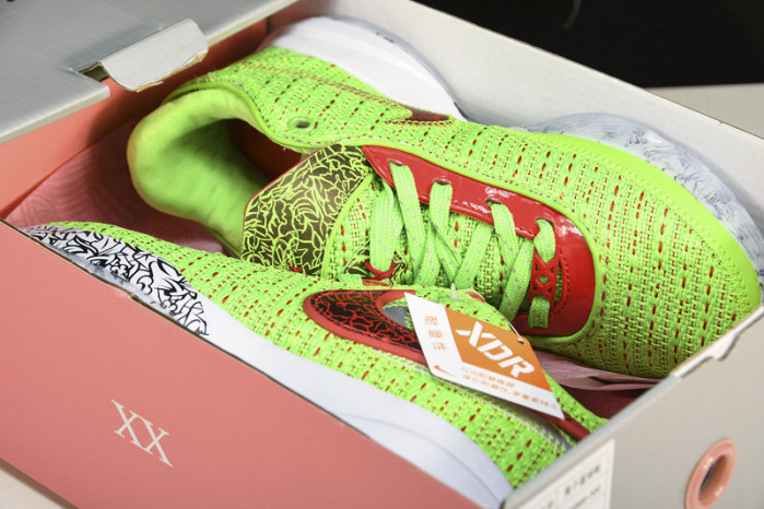 nike lebron 20 stocking stuffer fj4955-300