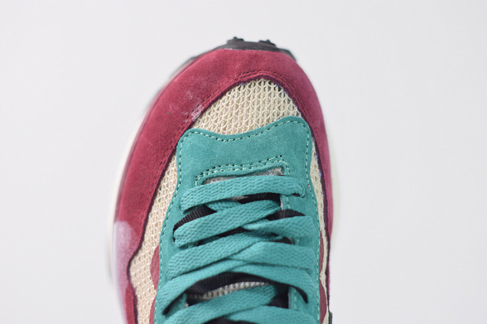 nike vaporwaffle sacai villain red neptune green dd3035-200