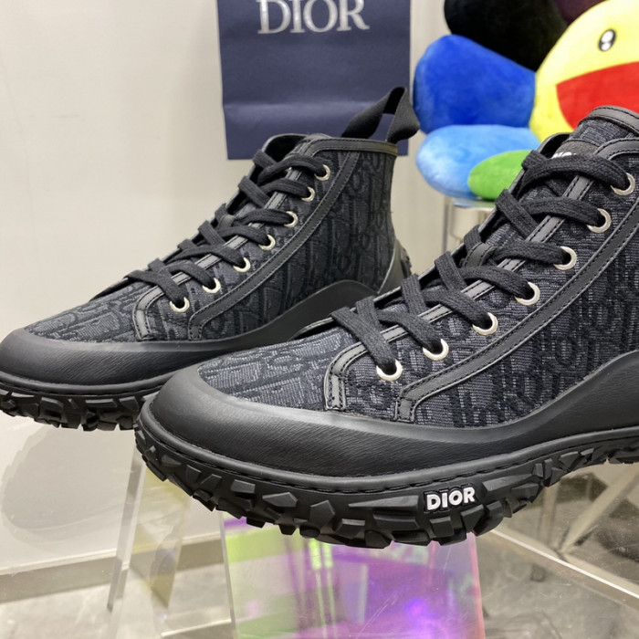 D*or b28 sneaker